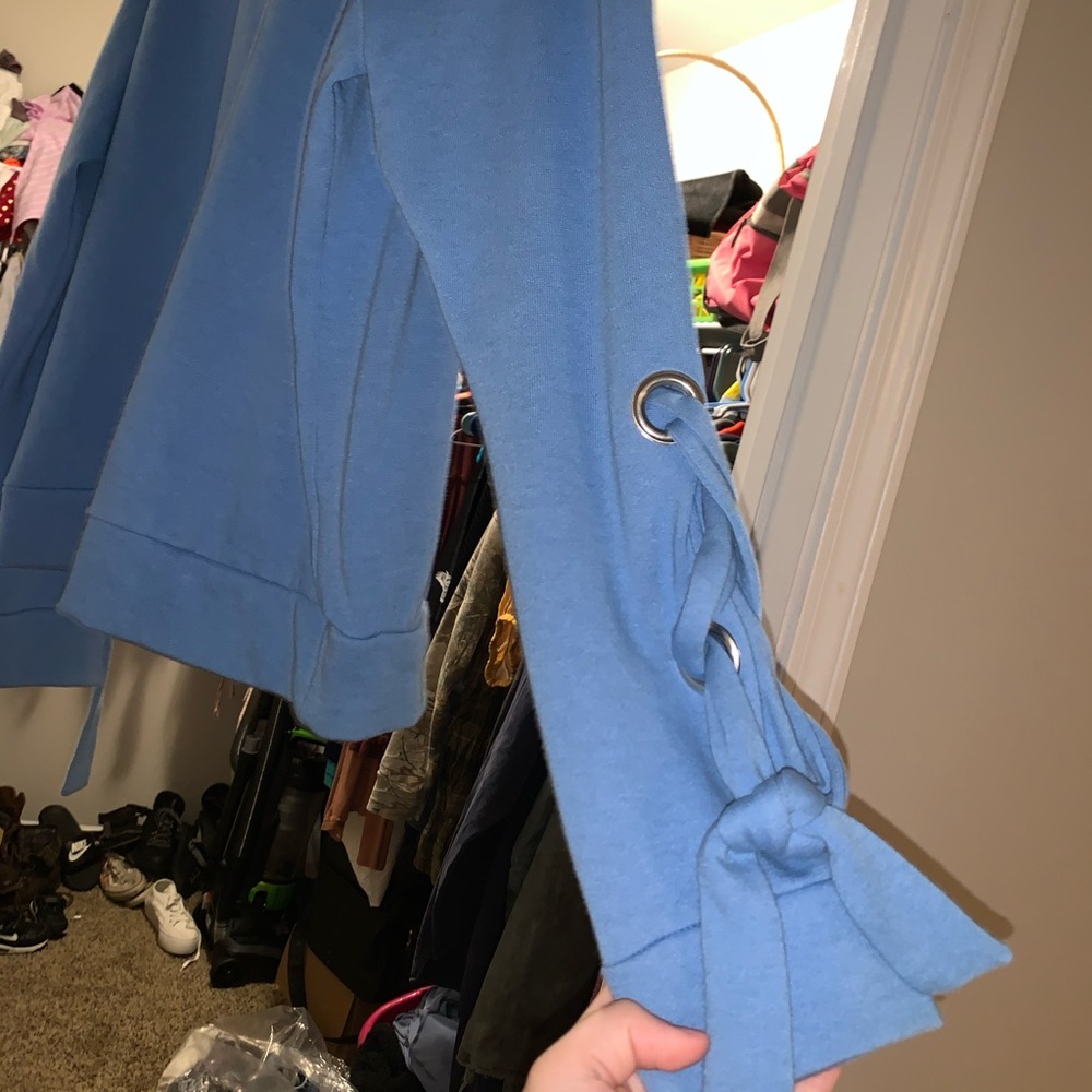 Bell sleeve sweater!